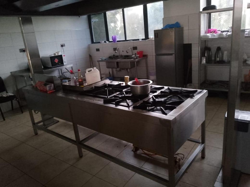 Keroka Water Pavilion Hotel מראה חיצוני תמונה