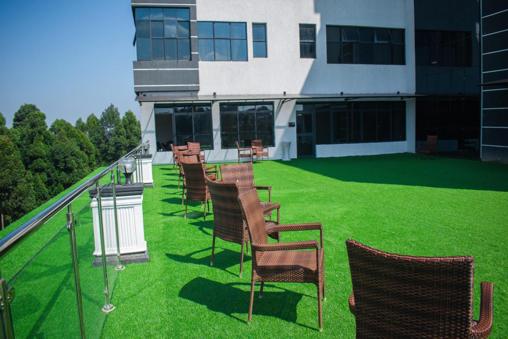 Keroka Water Pavilion Hotel מראה חיצוני תמונה